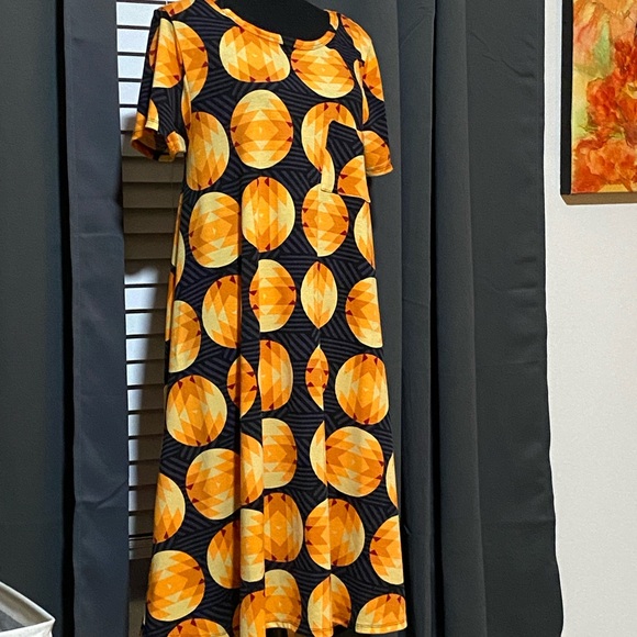 Lularoe dress size medium pretty colors - Picture 7 of 7